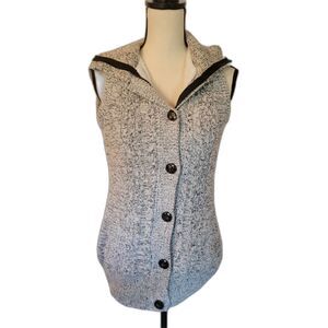 Sherpa hooded sleeveless zip up and button down cable knit vest, size S